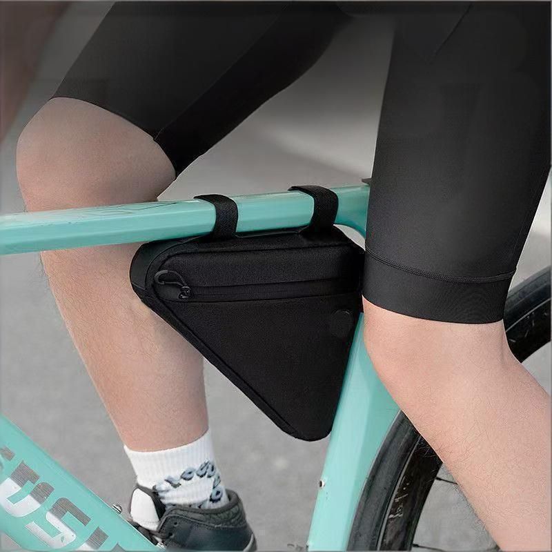 Новая водонепроницаемая треуго – обзор и цена Cycling Gear Duffle